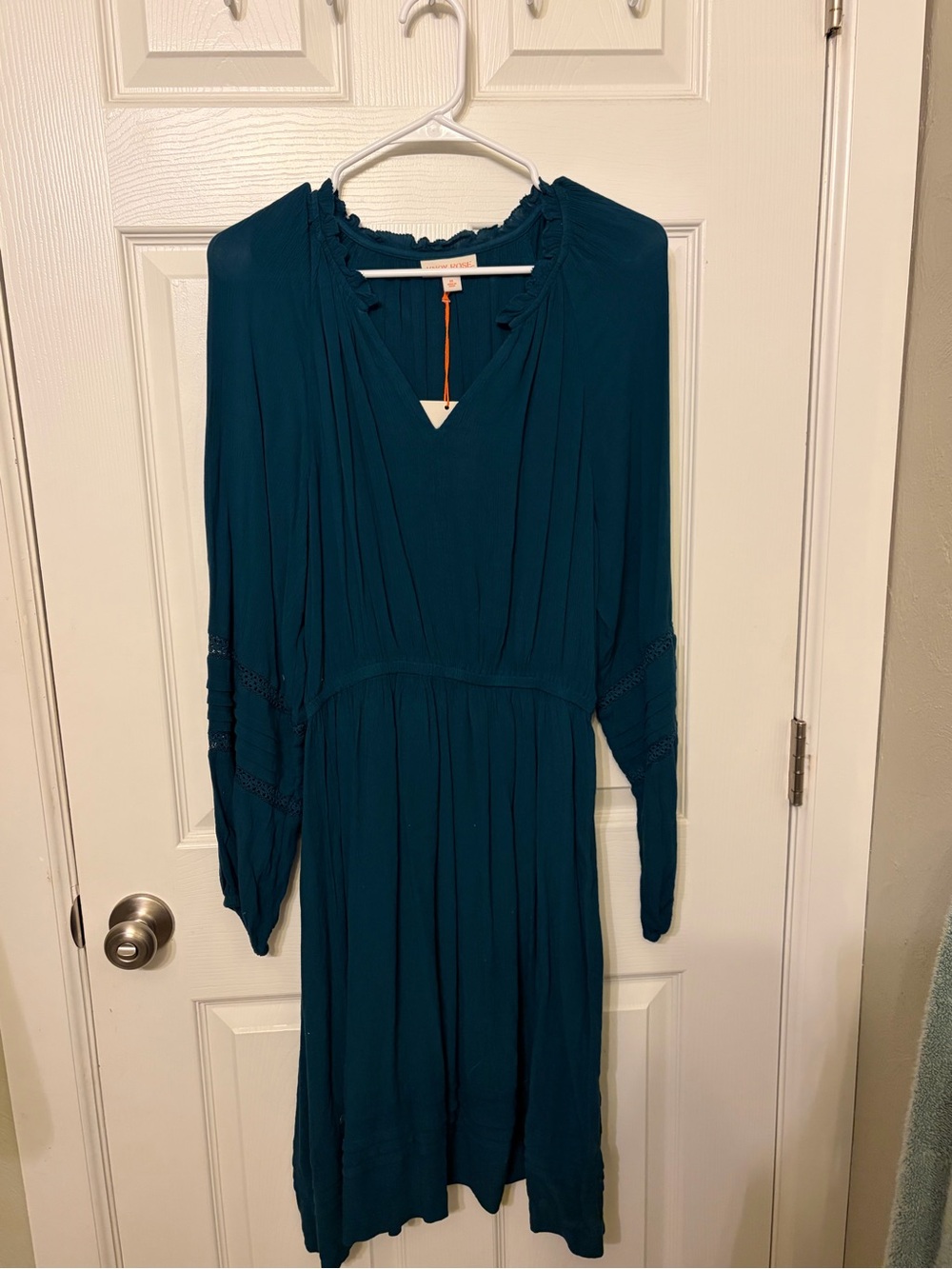 Teal Long-Sleeve V-Neck Midi Dress